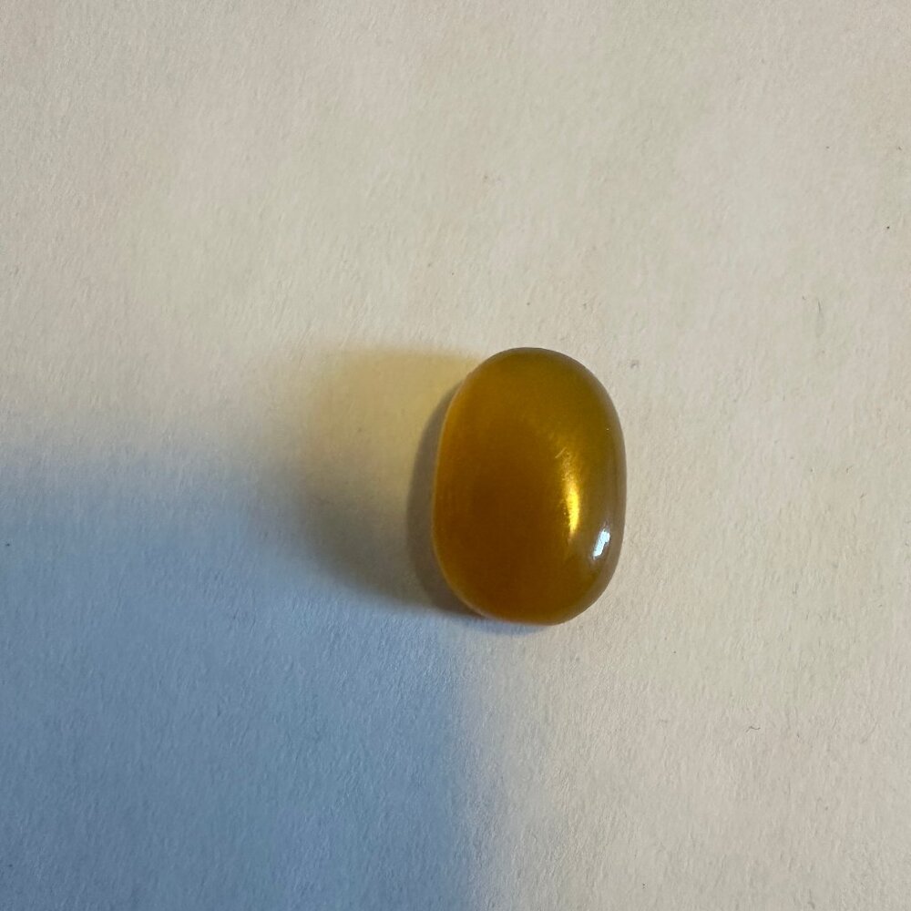 10 Carat Cat Eye Amber Agate (Aqeeq) Gemstone 18 mm x 10 mm Rare